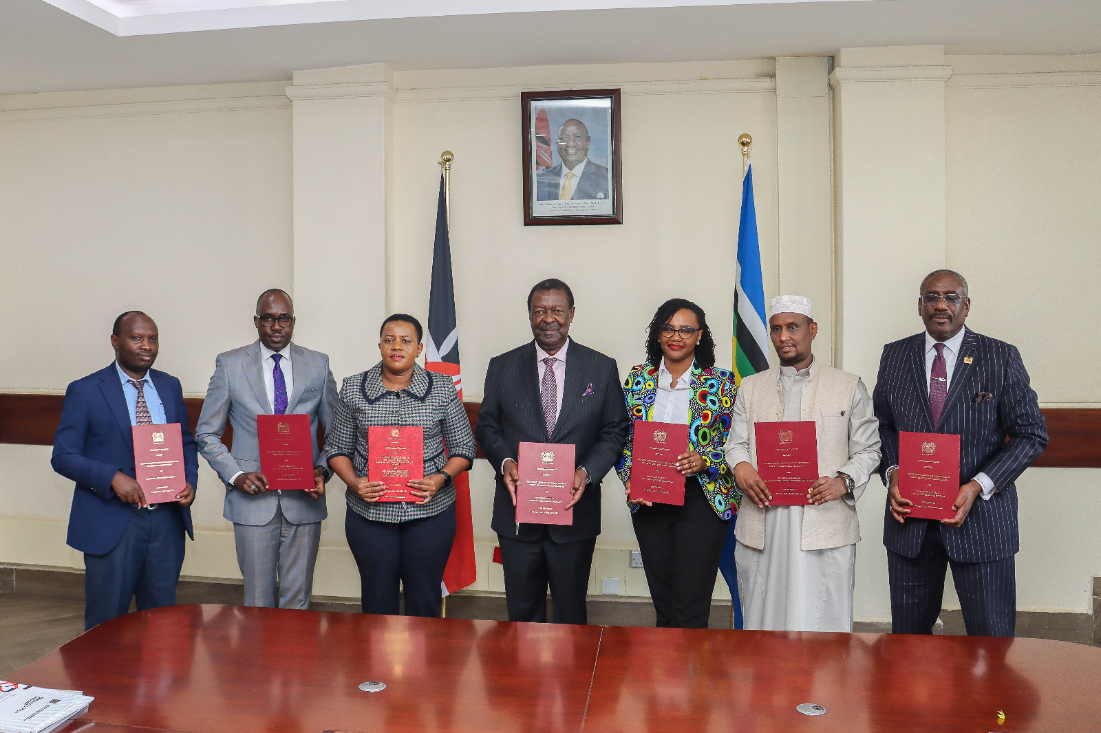 SIGNING OF THE 2ND LEVEL PERFORMANCE CONTRACT FOR FY2025/2026 IN THE MINISTRY OF FOREIGN AND DIASPORA AFFAIRS